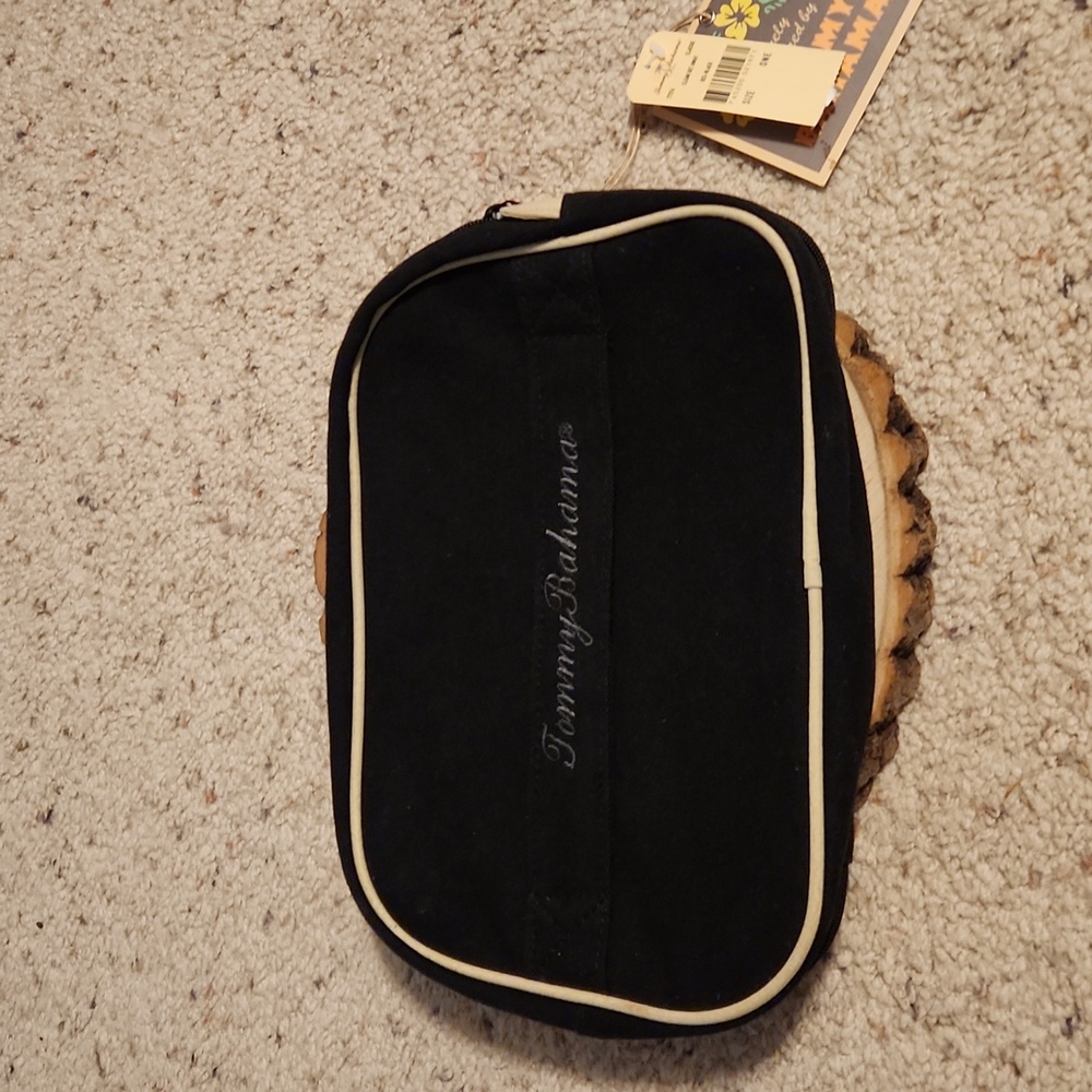 Tommy Bahama Black Clean Getaway Men's Travel Zippered Case NEW